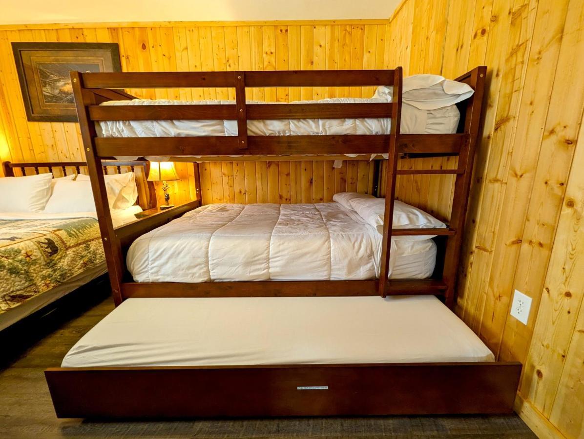 Yellowstone'S Treasure Cabins Gardiner Extérieur photo