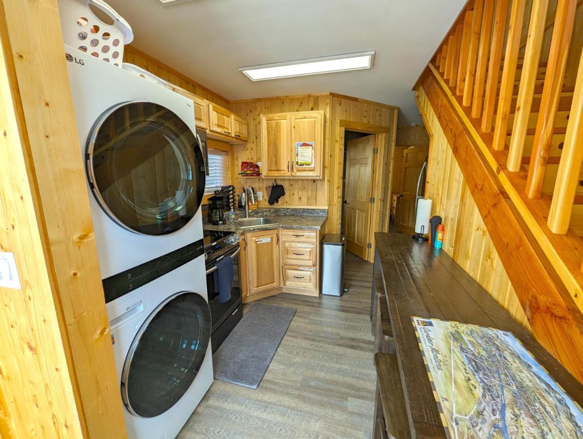 Yellowstone'S Treasure Cabins Gardiner Extérieur photo