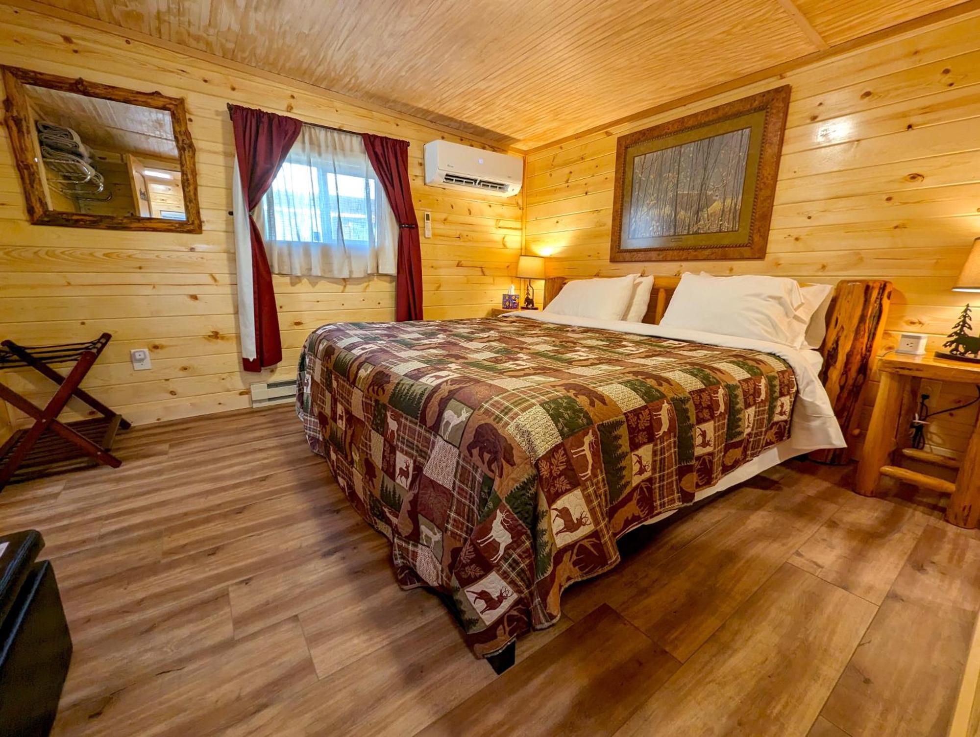 Yellowstone'S Treasure Cabins Gardiner Extérieur photo