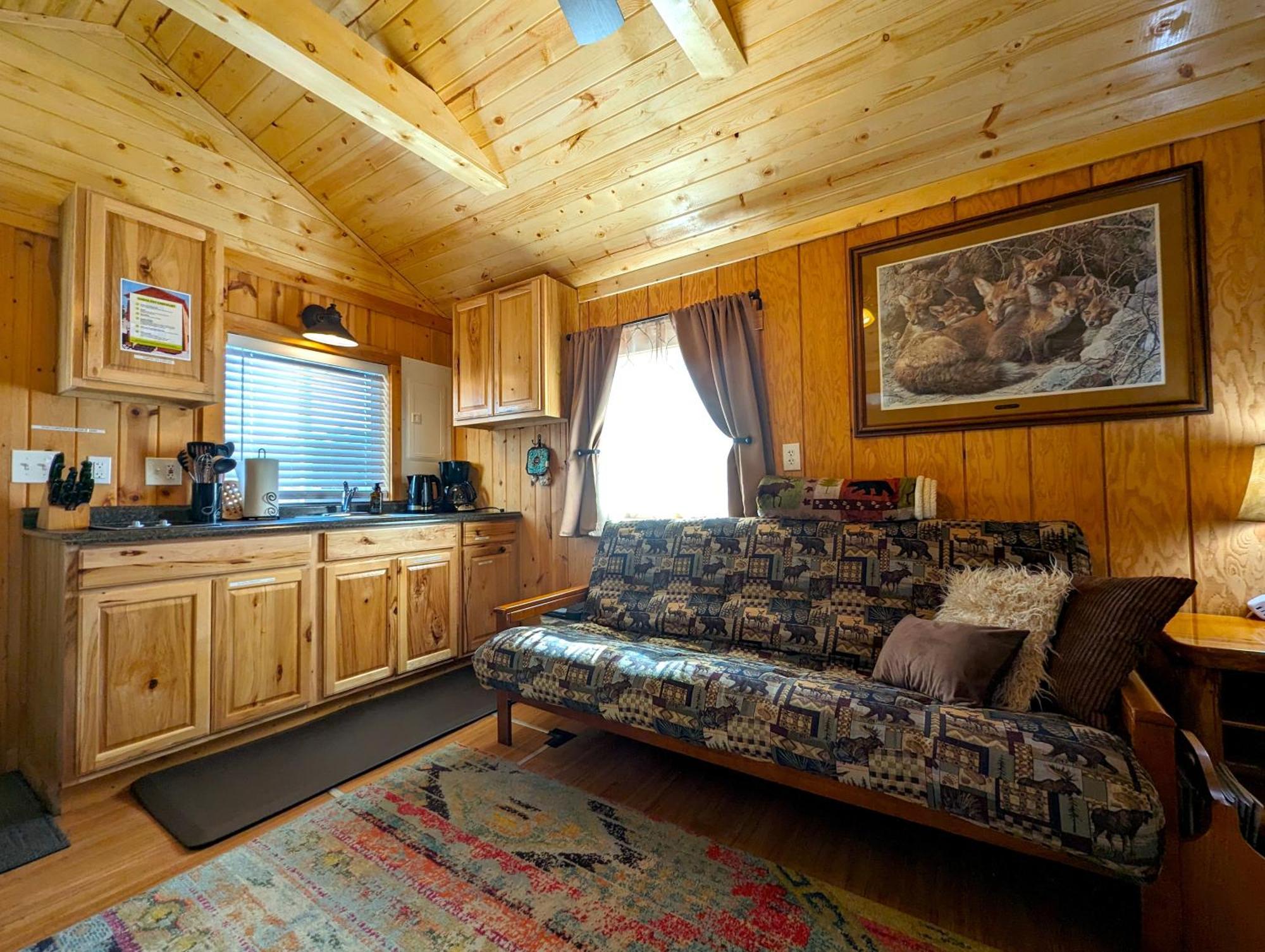 Yellowstone'S Treasure Cabins Gardiner Extérieur photo