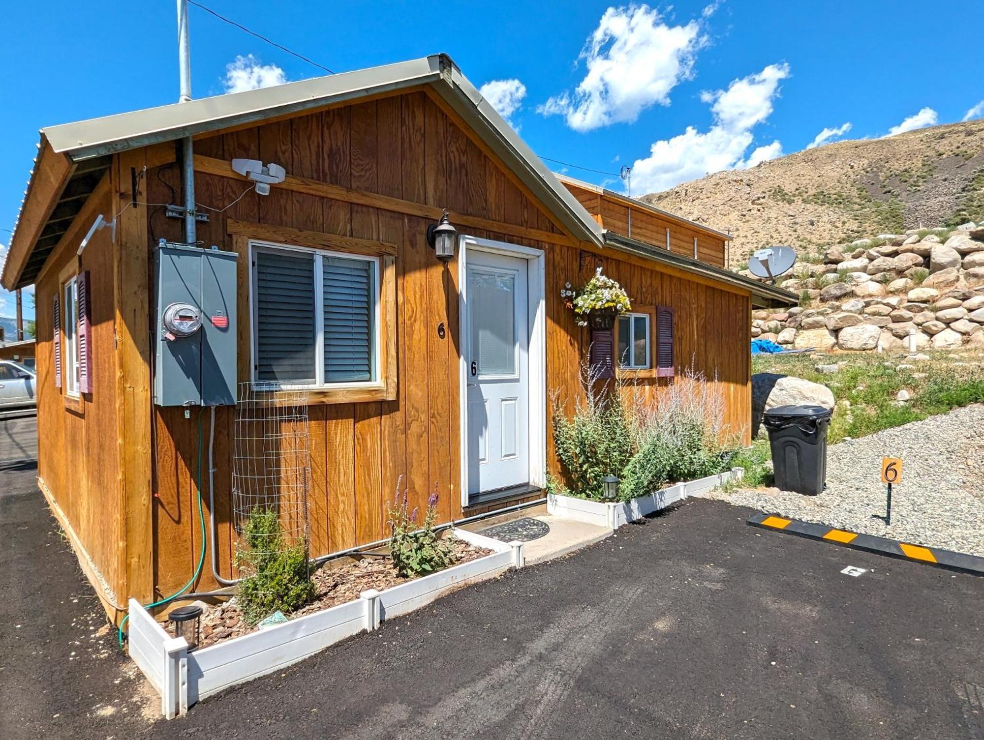 Yellowstone'S Treasure Cabins Gardiner Extérieur photo