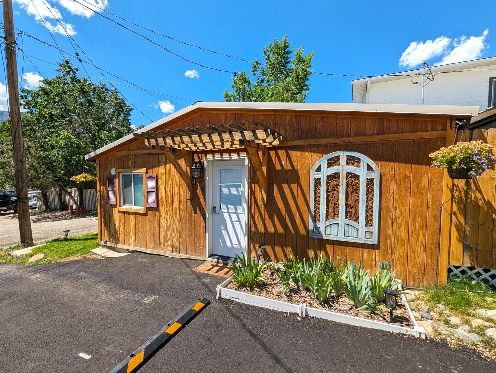Yellowstone'S Treasure Cabins Gardiner Extérieur photo